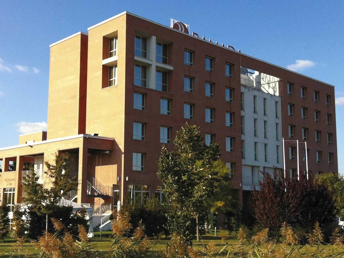 Hotel Remilia Reggio Emilia Exteriör bild